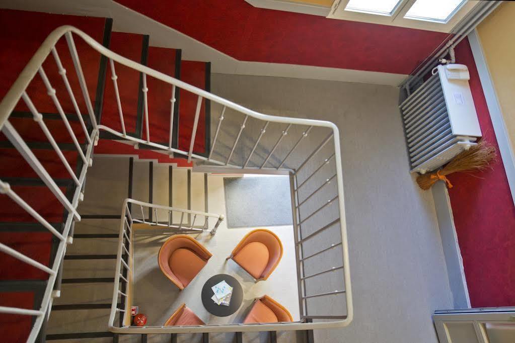 Hotel Régina Besançon Buitenkant foto